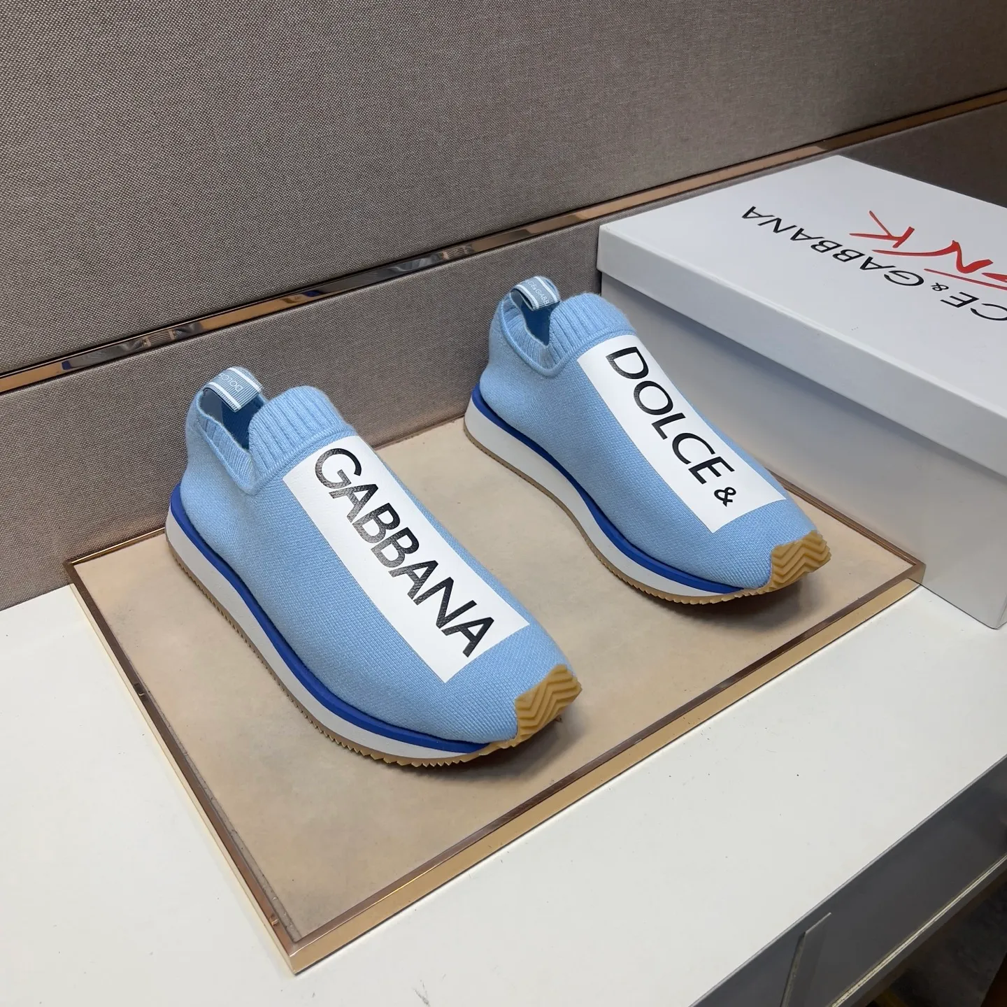 ⬛️Men's men's shoes💰p420【DG～】couple casual shoes 2025z cabinet sales simultaneously 🔶Size: 35-44#️⃣ 🔷7 colors🔜The upper is made of multi-material splicing➕Mesh lining, comfortable and breathable, sole: original comfortable, wear-resistant and non-slip outsole, ⚠️Real shot📱Photographed🎬The real thing is better📢📢📢
